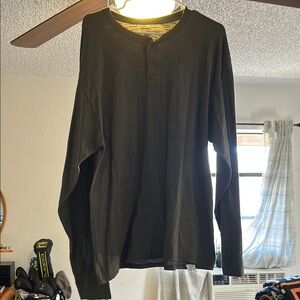 Hanes Green Long Sleeve Tee with Crew Neck and Relaxed Fit